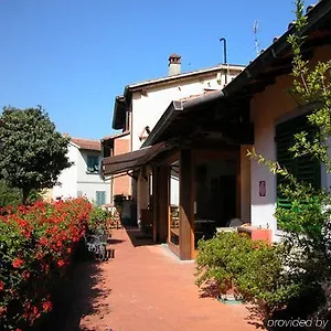 https://villa-bonelli.it-tuscanyhotel.com